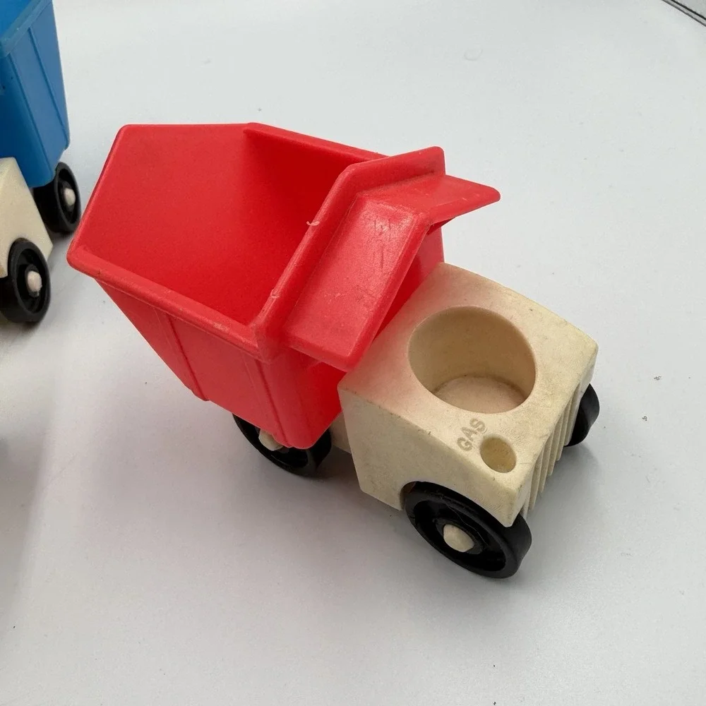 VTG Fisher-Price Little People Lot Of 5 Vehicles‎ Car Dump Trucks Farm Tractor